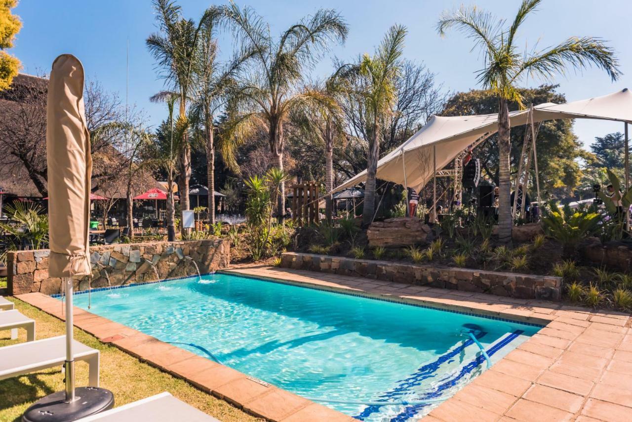 Birchwood Hotel And Or Tambo Conference Centre Boksburg Exterior photo