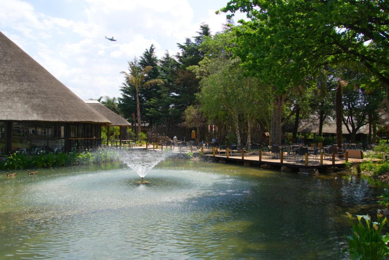 Birchwood Hotel And Or Tambo Conference Centre Boksburg Exterior photo